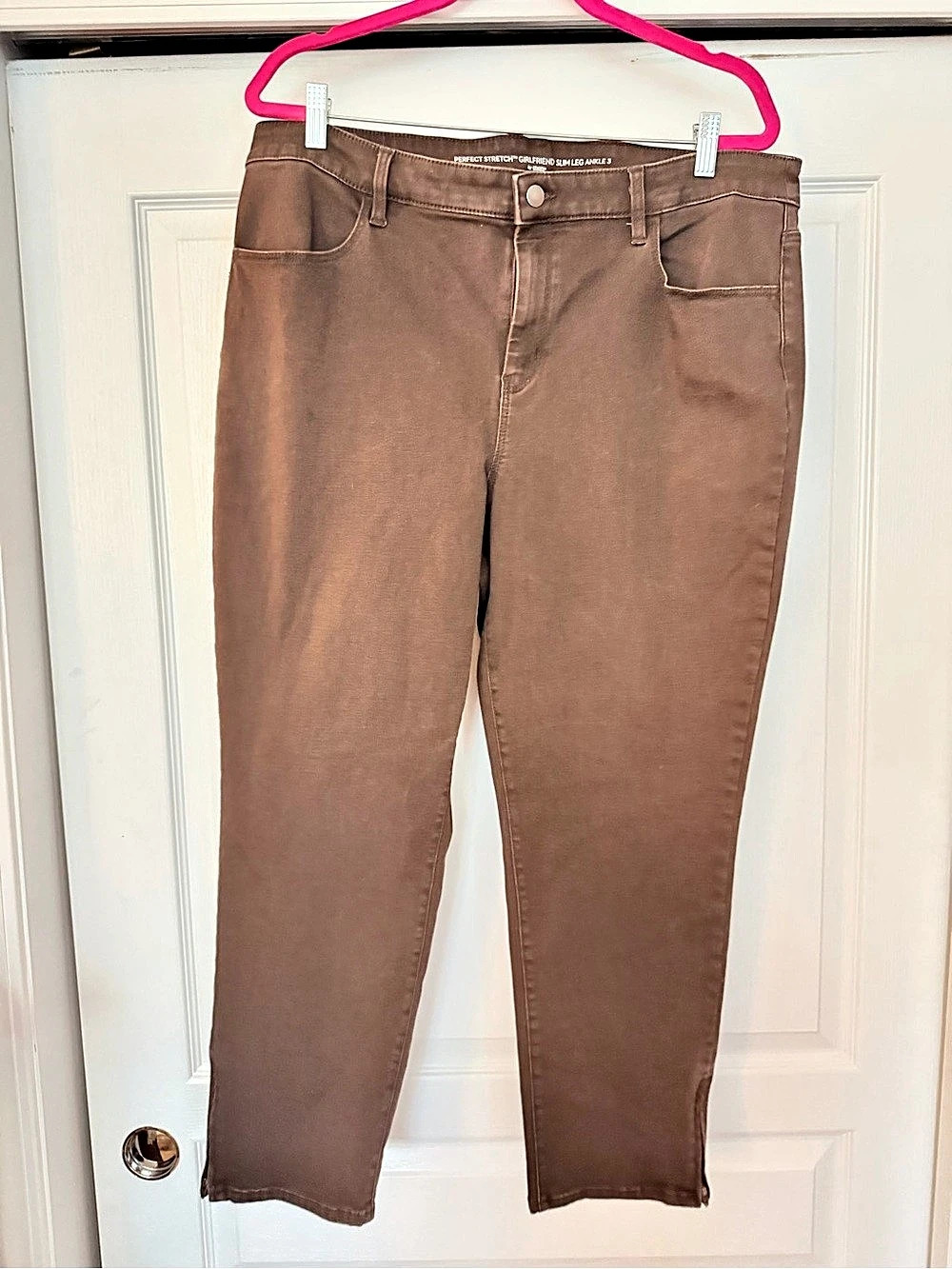 Chico’s Perfect Stretch Girlfriend Slim Leg Ankle Brown Jeans With Side Zipper D